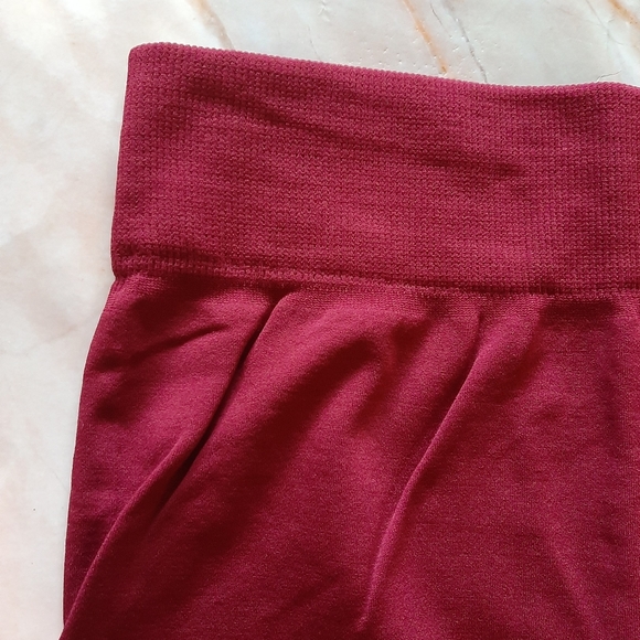 Burgundy Leggings - Picture 2 of 7